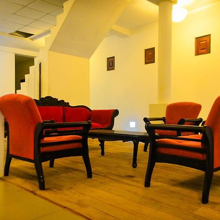 Rainbow Beach Hotel Negombo Exterior photo